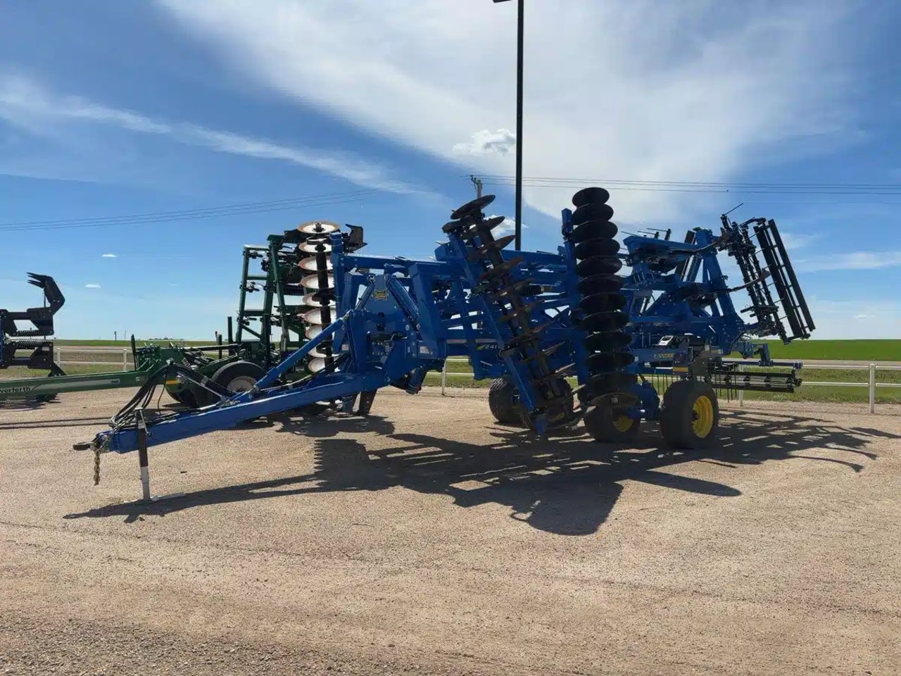 2025 Landoll 2411 disque scarificateur