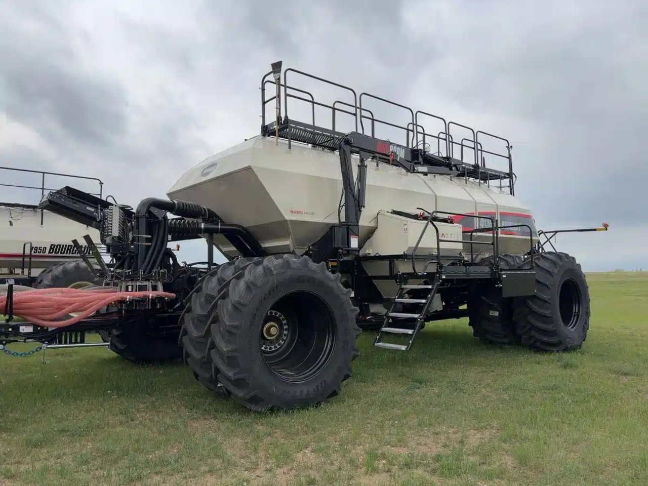 2026 Bourgault 91300 Remorque pneumatique