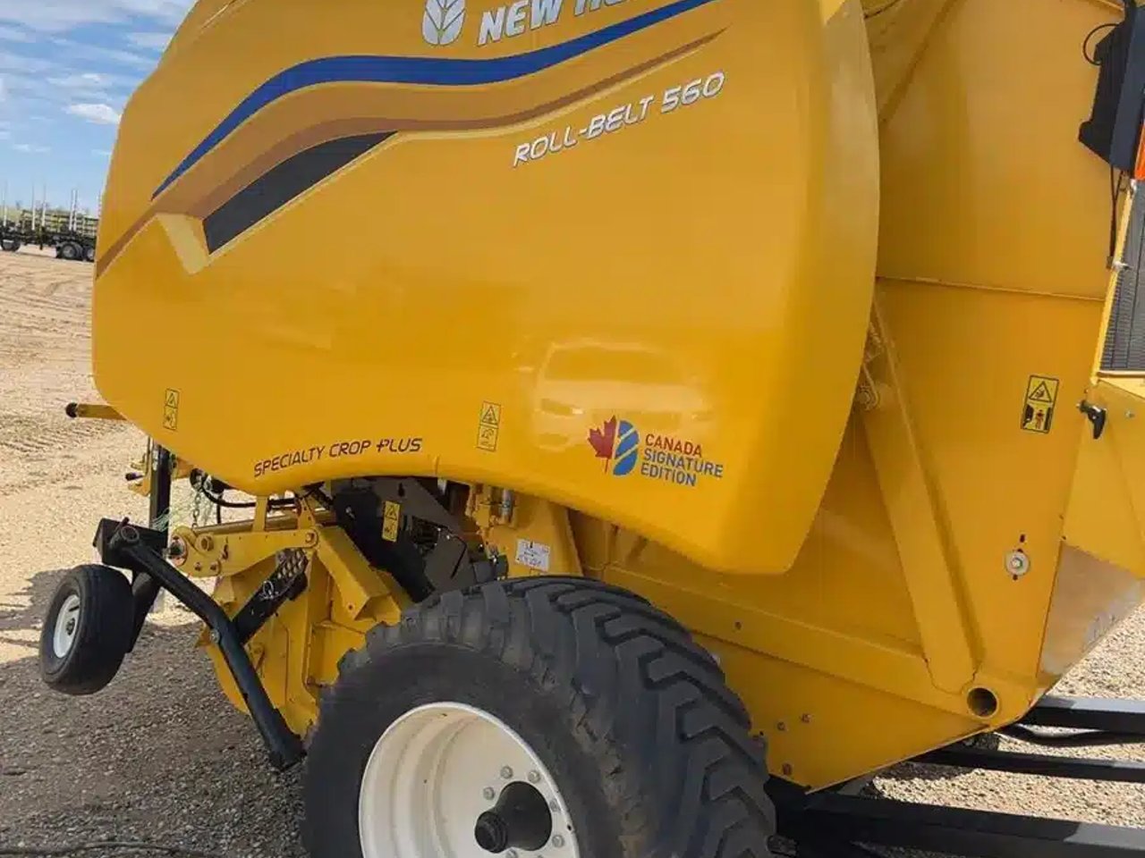 2023 New Holland ROLL-BELT 560 Presse à Balle Ronde