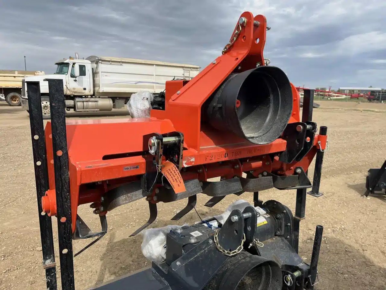 2025 Buhler Farm King TL245O Accessoires