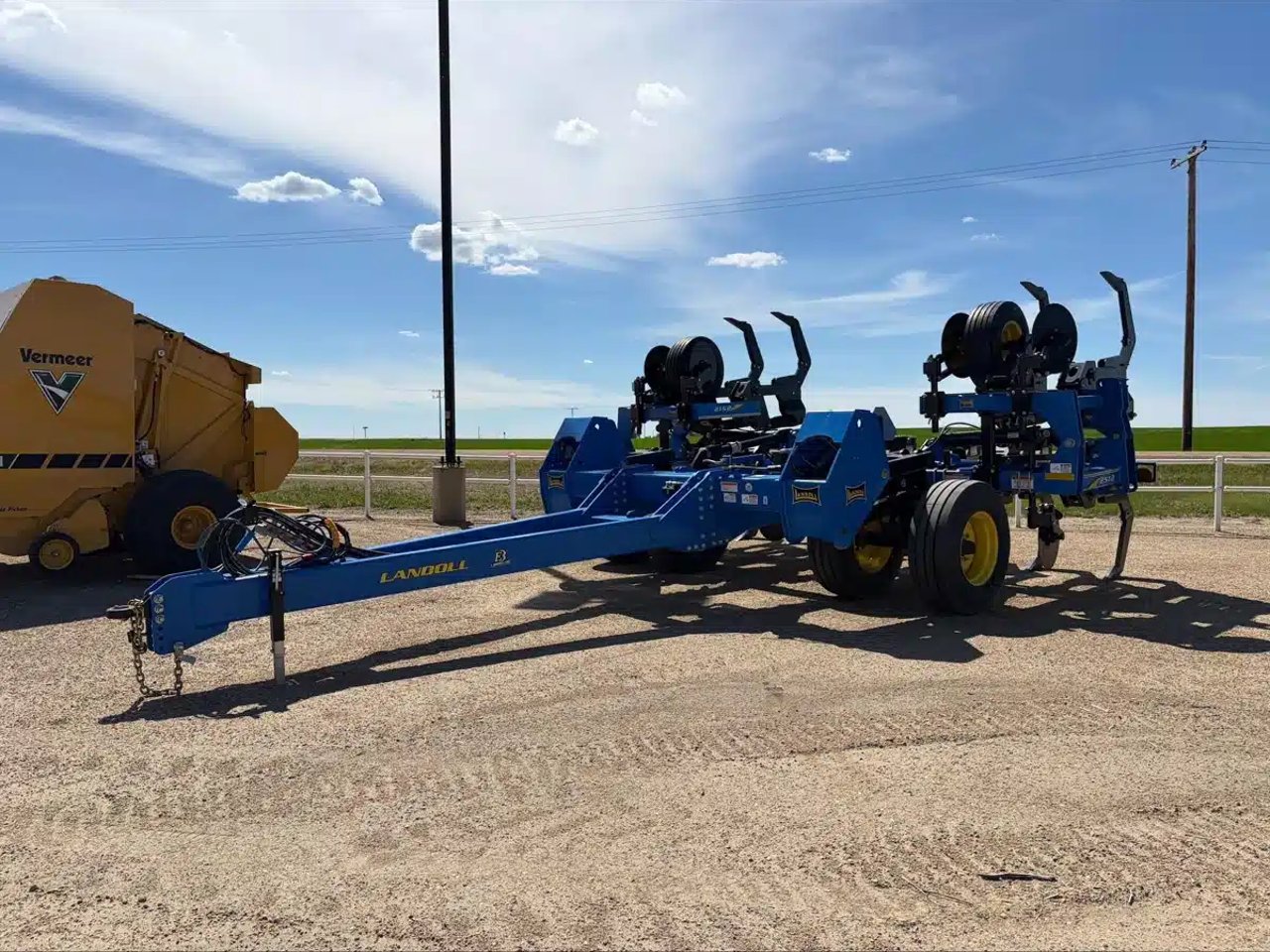 2025 Landoll 2512F-11-30 défonceuse