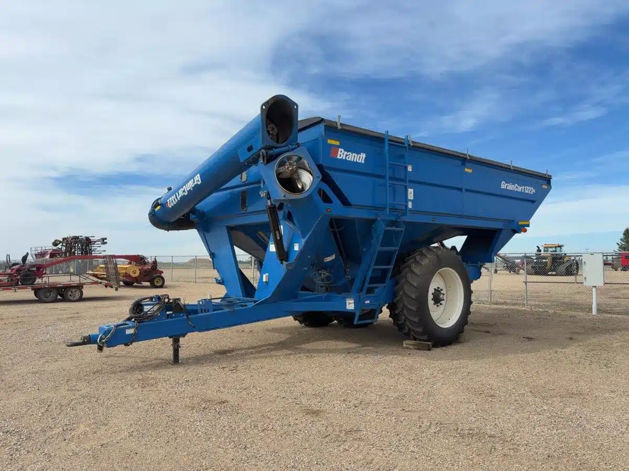 2014 Brandt 1322XR Chariot à Grain