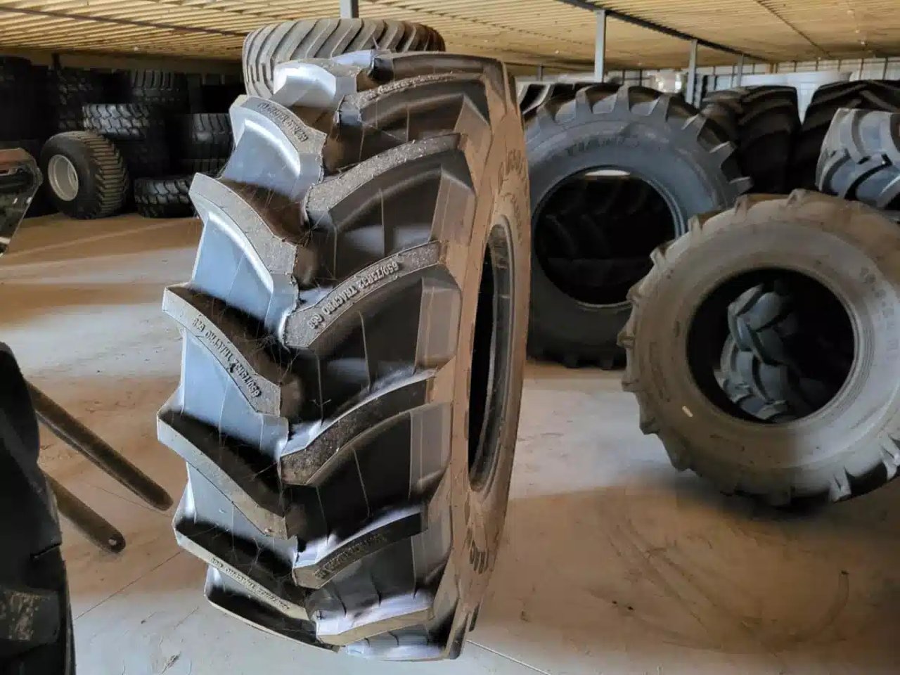 Marcher 650/75R32 Pneus