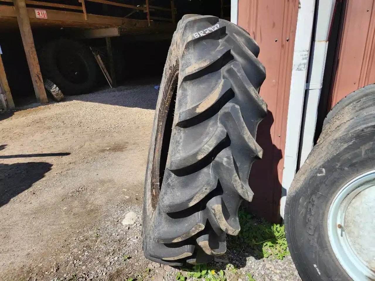 Firestone 420/85R34 Pneus