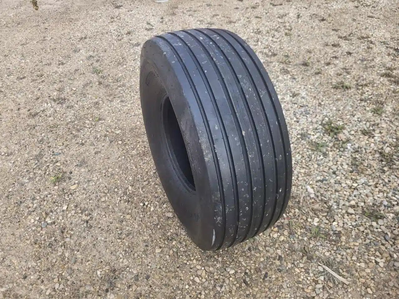 Marcher 14L-16.1 Pneus