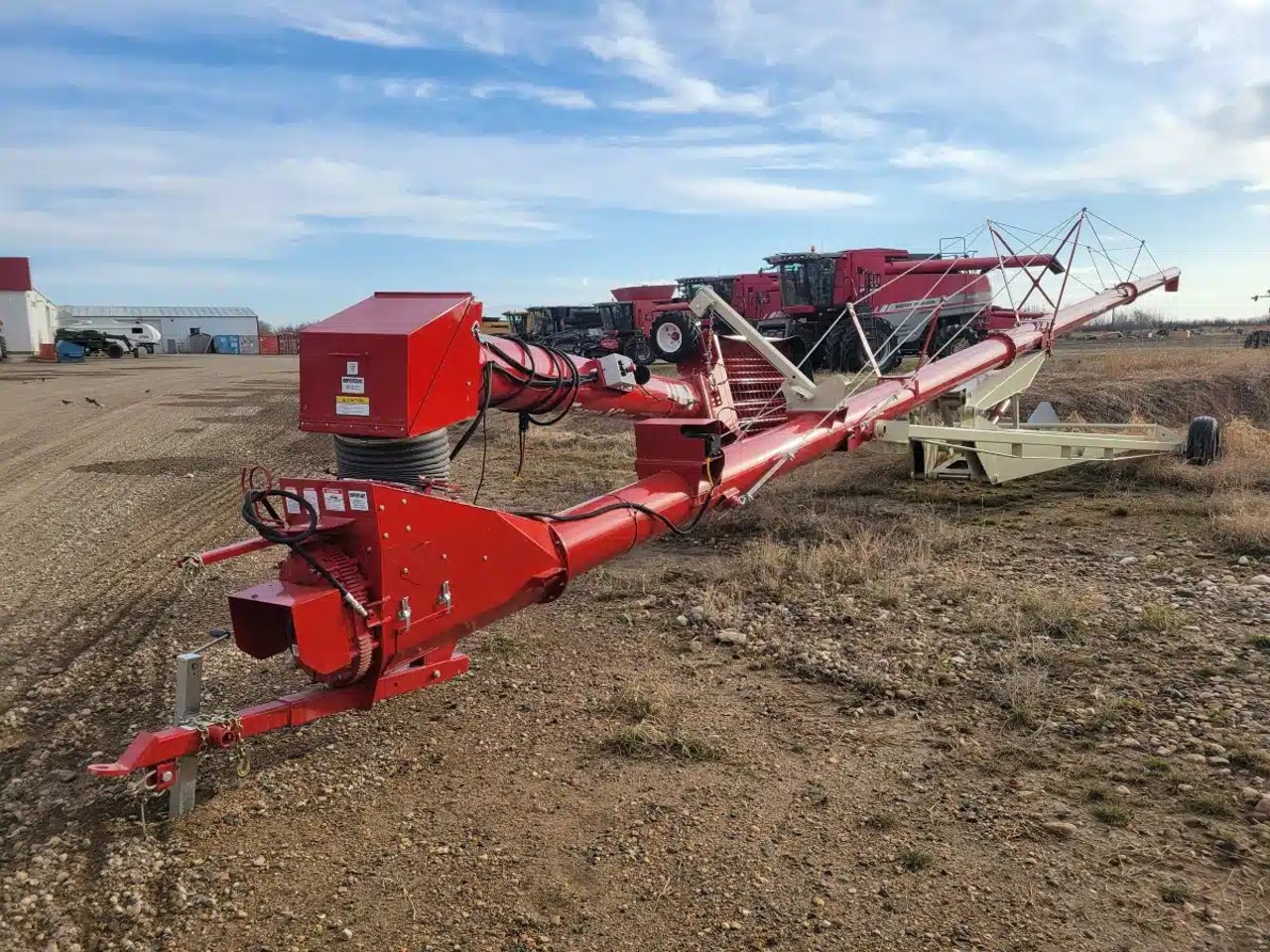 2023 Farm King Y1385 TMMR Vis à grain