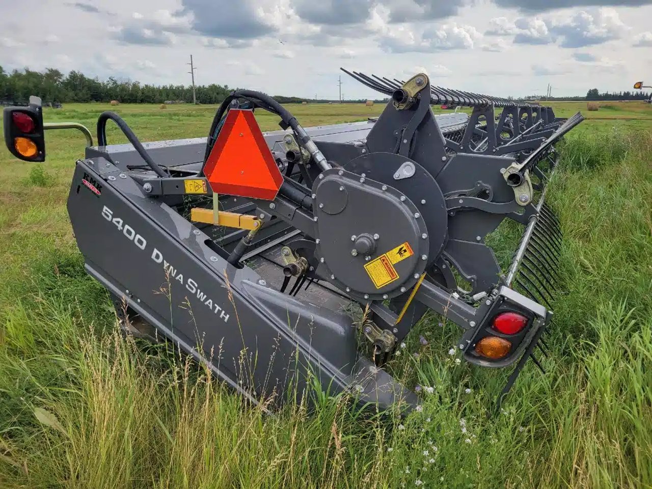 2023 Massey Ferguson 5400