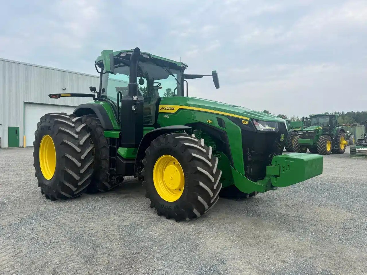 2025 John Deere 8R 250 Tracteur