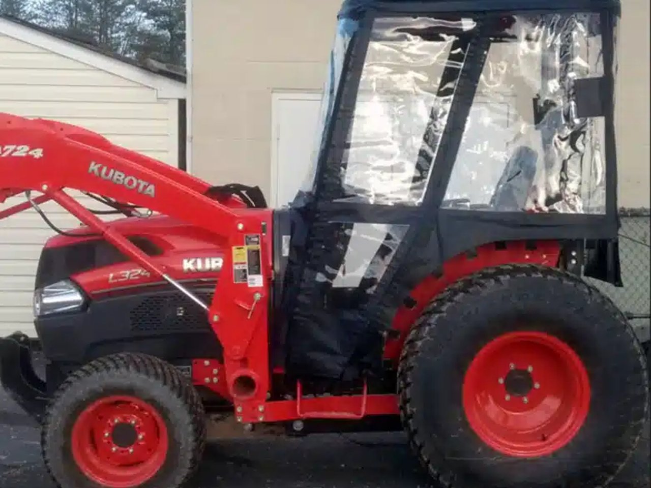 GR-KUPENCBK224C Tracteur