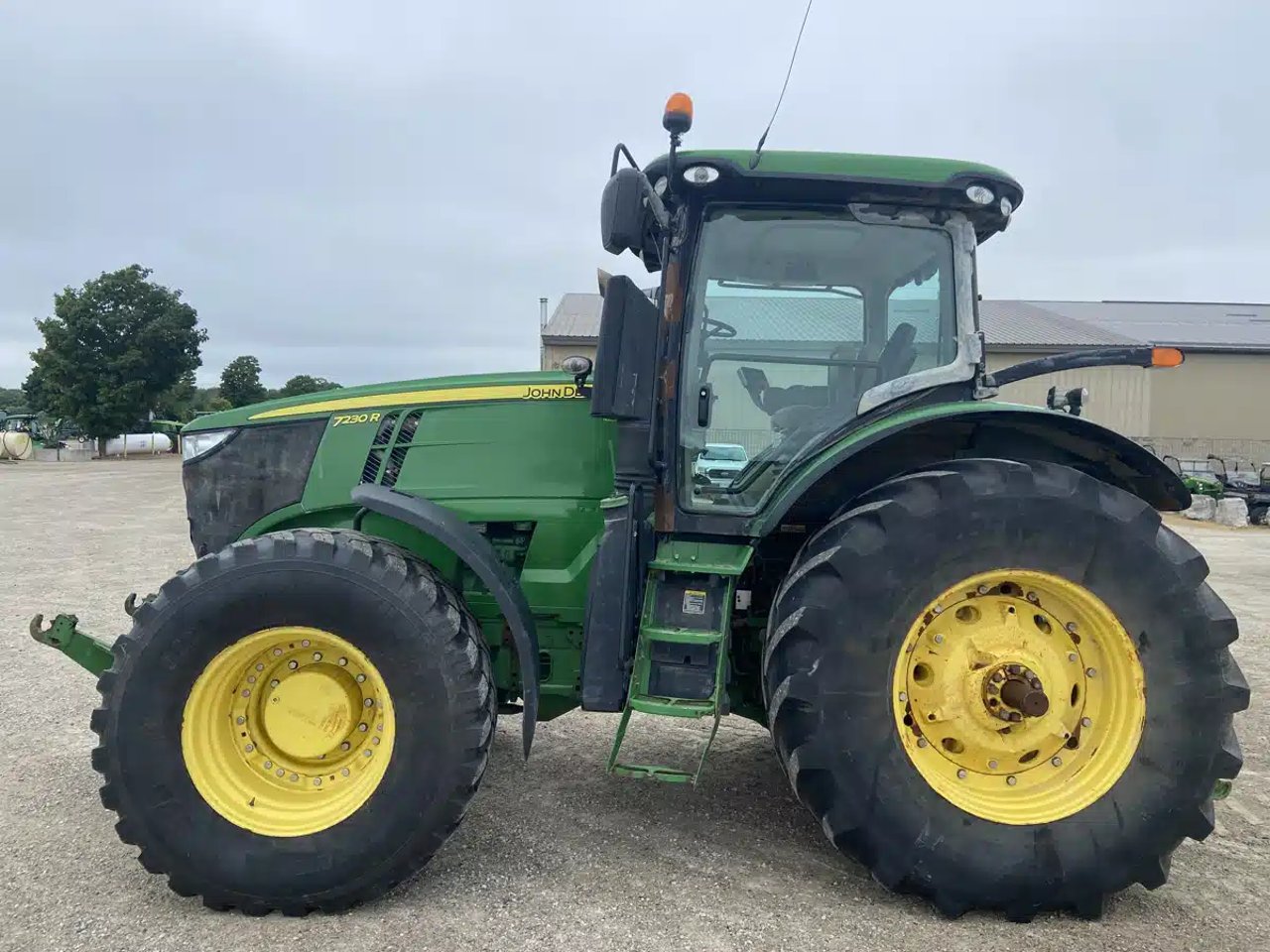 2013 John Deere 7230R Tracteur