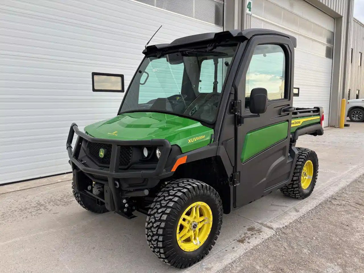 2025 John Deere XUV 835M Véhicule utilitaire