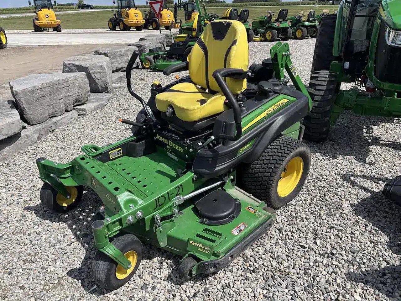 2022 John Deere Z930M Tondeuse à rayon de braquage zéro