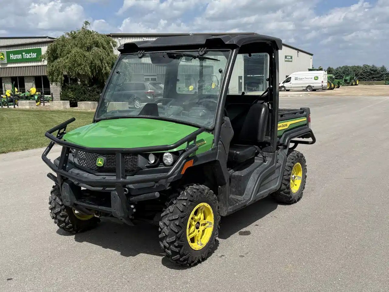 2023 John Deere XUV 835M Véhicule utilitaire