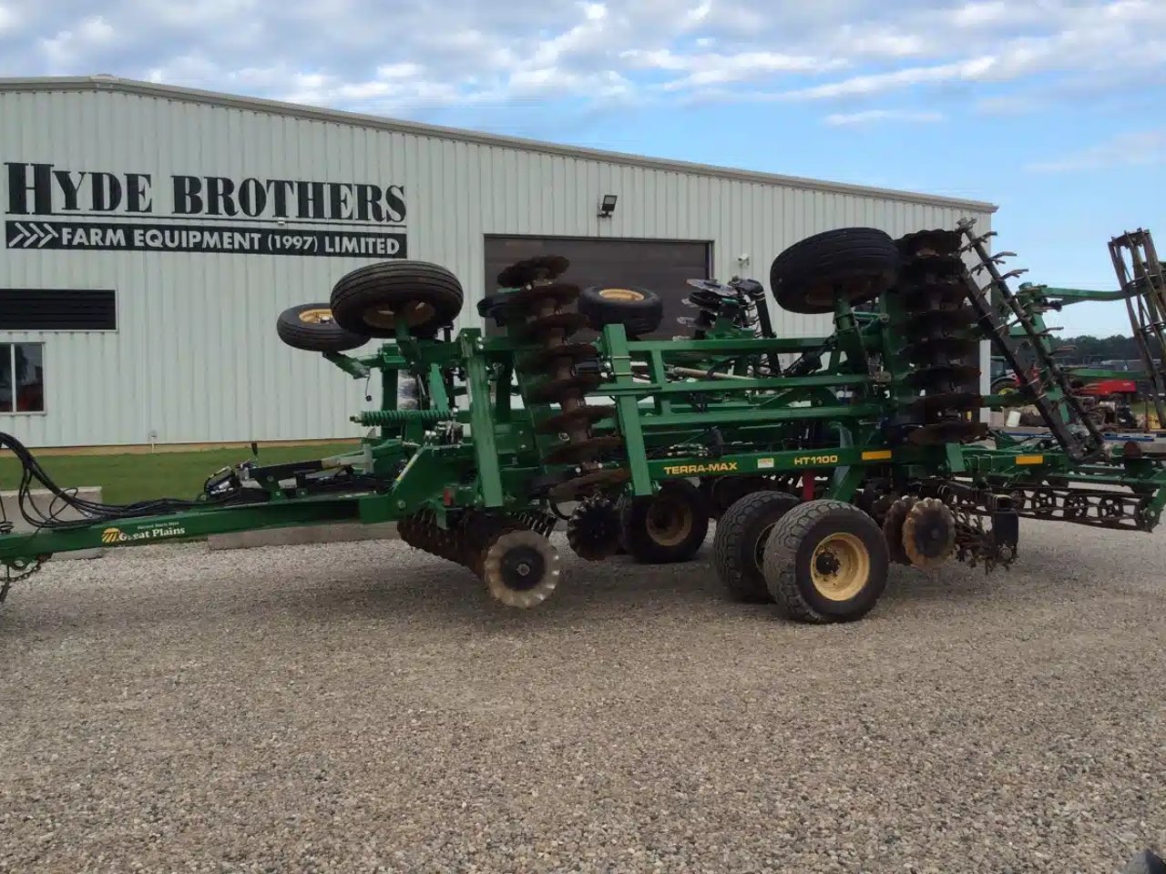 2023 Great Plains HT1100 Labour vertical