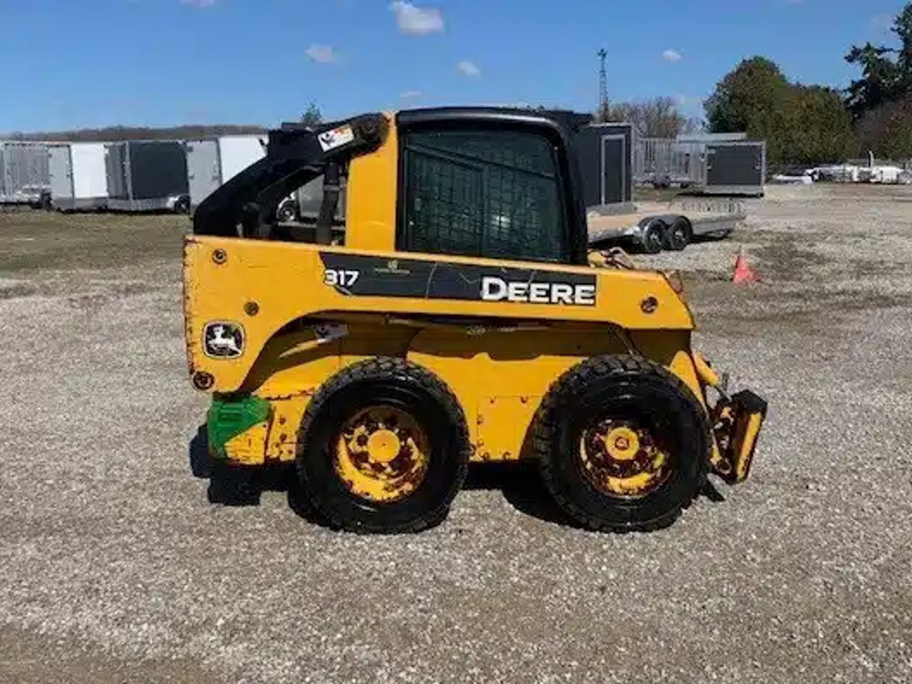 2006 John Deere 317G chargeuse à direction à glissement