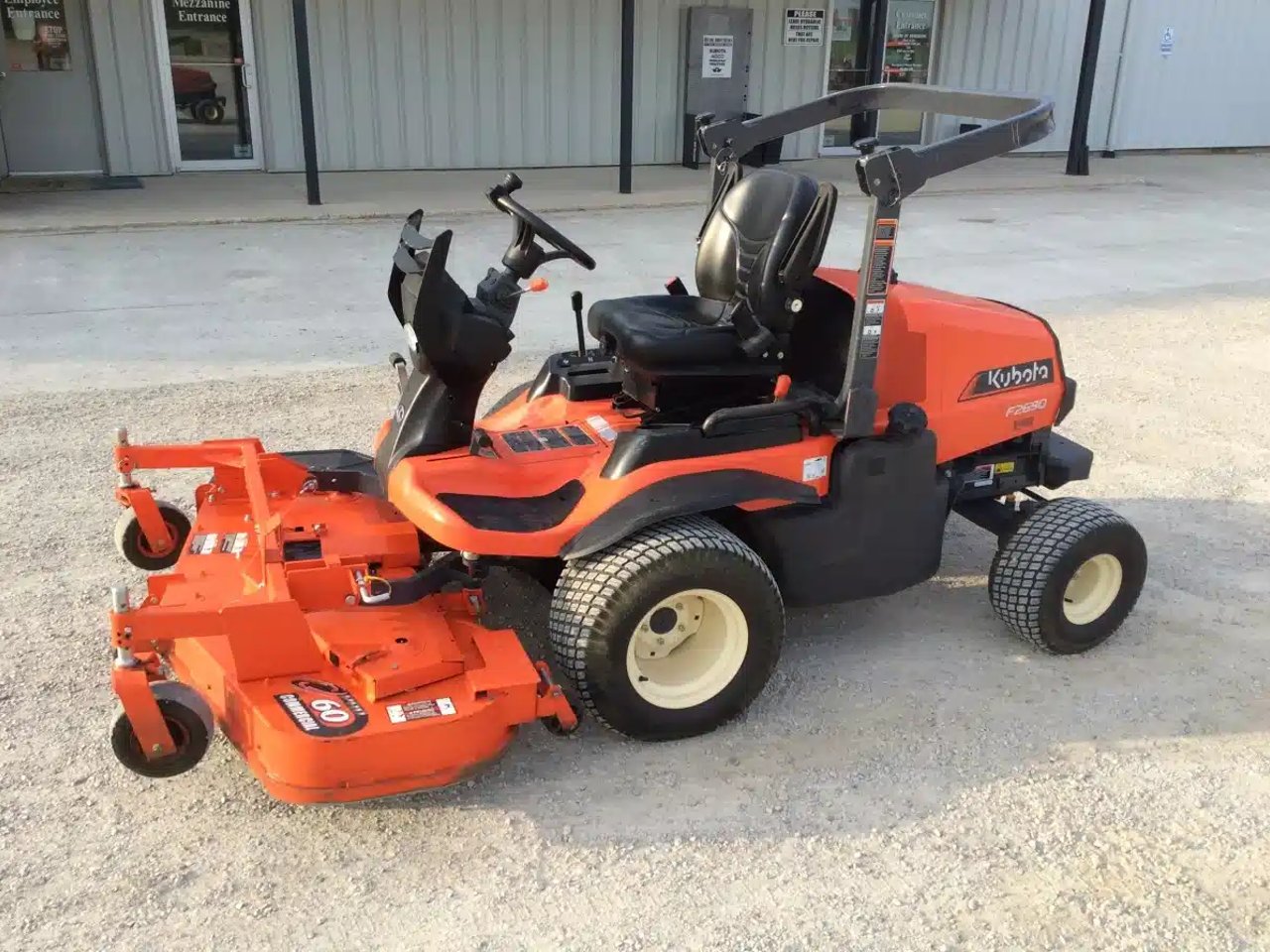 2022 Kubota F2690 Tondeuse frontale