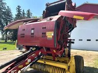 2017 New Holland ROLL-BELT 450 Presse à Balle Ronde