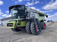 2022 CLAAS LEXION 8700 Batteuse