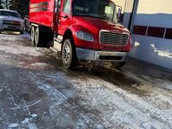 2012 Freightliner M2 camion de grain