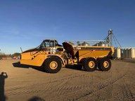 2005 Caterpillar 735 Camion - pickup