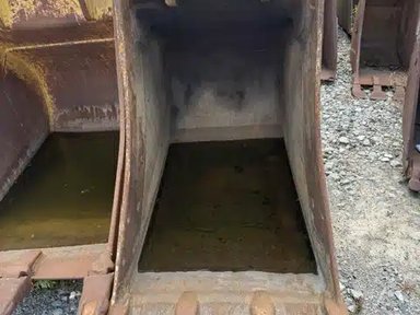 1997 Caterpillar CAT215C30HD Accessoires — photo 2