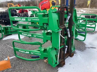 2022 Hustler Turf SOFTHANDS LM100 Pince à Balle — photo 2