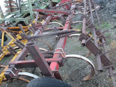 International Harvester 55 Cultivateur Sous-soleur — photo 2