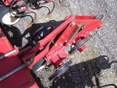 International Harvester 183 cultivateur - en rang — photo 2
