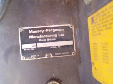 Massey Ferguson 375 Tracteur — photo 2