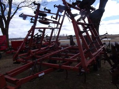 International Harvester 4800 Cultivateur — photo 2