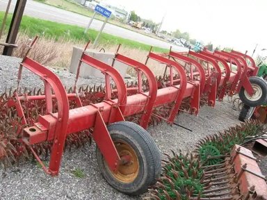 International Harvester 300 houe rotative — photo 2
