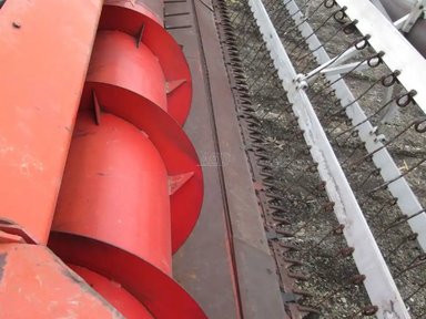 Massey Ferguson 9116 Header — photo 2