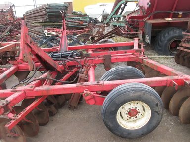 Massey Ferguson 820 Disque — photo 2