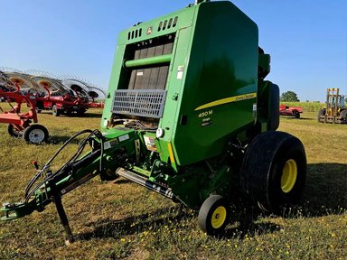 2022 John Deere 450M Presse à Balle Ronde — photo 2