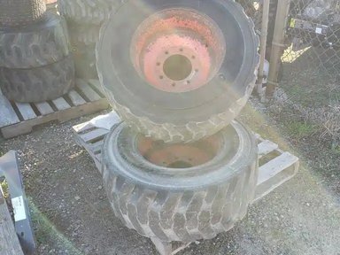 2020 Kubota Prime X 10-16.5 10 ply Pneus — photo 2