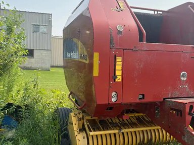 New Holland BR7060 Presse à Balle Ronde — photo 2