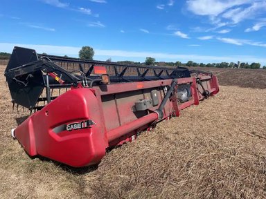 2017 Case IH 3020 Header - Flex — photo 2