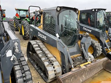 2011 John Deere 323D Chargeur sur chenilles — photo 2