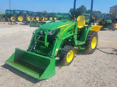 2023 John Deere 3039R Tracteur — photo 2