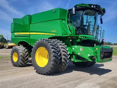 2023 John Deere S760 Batteuse — photo 2