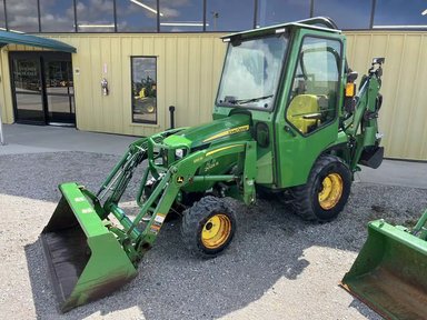 2019 John Deere 2025R Tracteur — photo 2