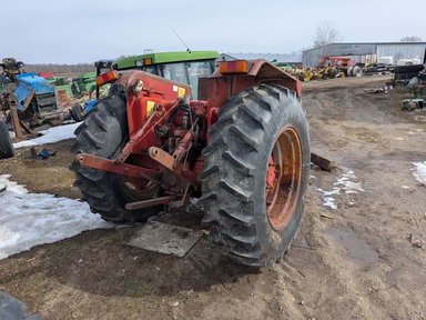 International Harvester 584 Tracteur — photo 2