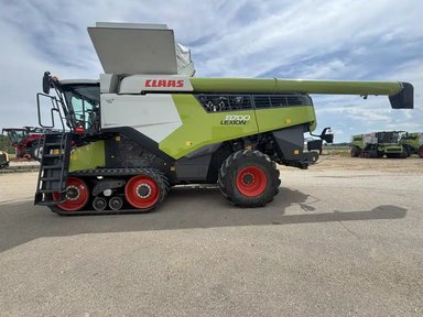 2021 CLAAS LEXION 8700TT Batteuse — photo 2