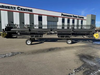 2018 Massey Ferguson 5400 Nez - Toile/Tapis — photo 2