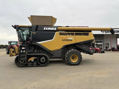 2017 CLAAS LEXION 780 TT Batteuse — photo 2