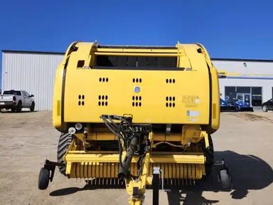 2024 New Holland ROLL-BELT 560 Presse à Balle Ronde — photo 2
