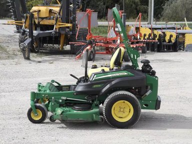 John Deere Z960M Tondeuse à rayon de braquage zéro — photo 2