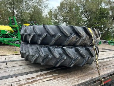 Goodyear 380/90R54 Pneus — photo 2