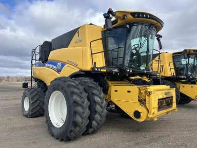 2023 New Holland CR9.90Z Batteuse — photo 2