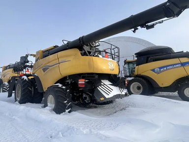 2025 New Holland CR9.90Z Batteuse — photo 2